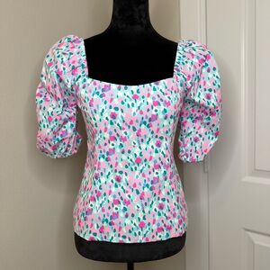 Colorful Women's Top with Puff Sleeves